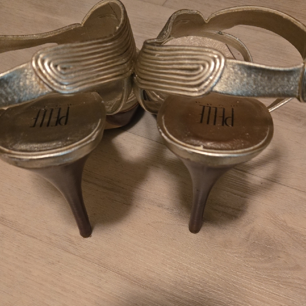 Pelle Moda Metallic Gold Strappy Heels - Picture 4 of 6